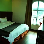 Lintas Plaza Hotel