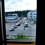 Lintas Plaza Hotel