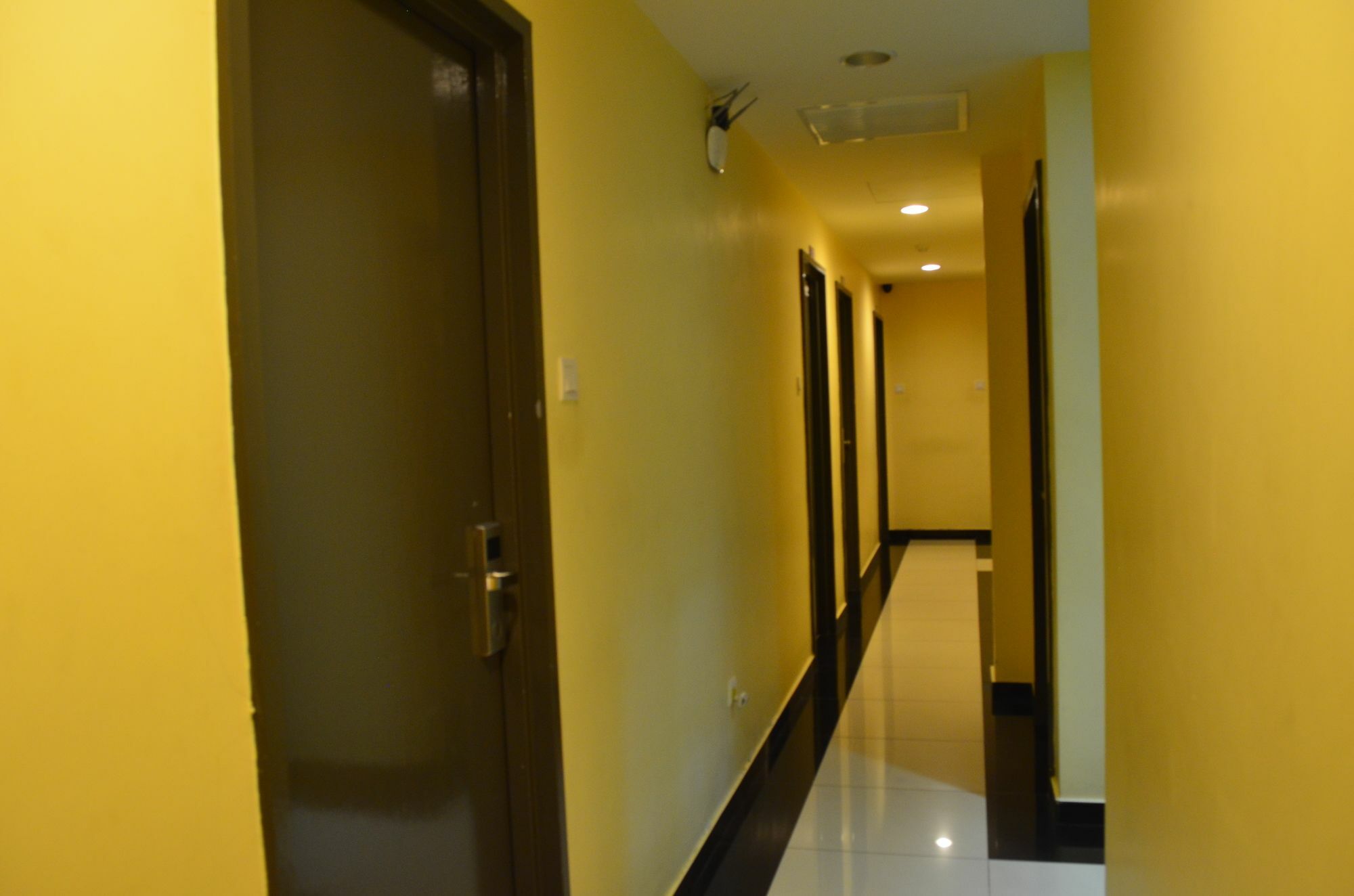 Lintas Plaza Hotel